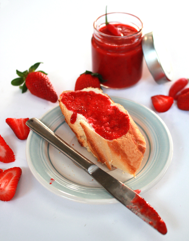 Roasted Strawberry & Chili Jam | www.highwallsblog.gr.com