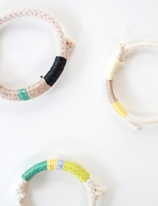 Make your own color blocked rope bracelet with this easy DIY | www.highwallsblog.gr.com