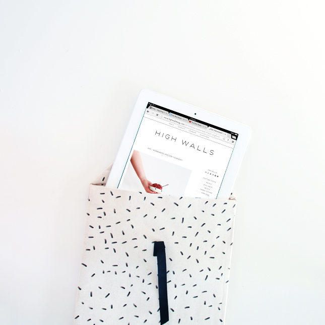 Make your own Padded iPad Case without sewing a stitch! (www.highwallsblog.gr.com)