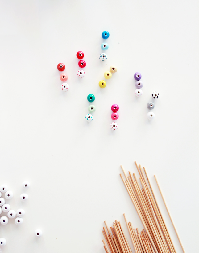 Paint your own Decorative Bead Drink Stirrers | www.highwallsblog.gr.com