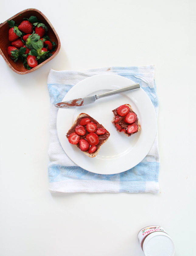 Nutella & Strawberry | www.highwallsblog.gr.com