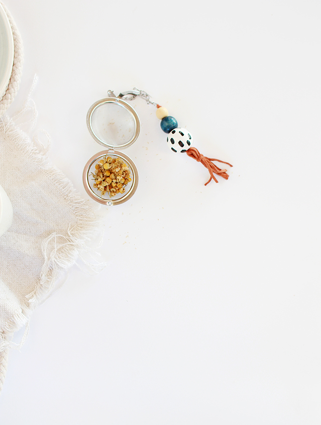 Make your own pretty tea strainer with this easy DIY | www.highwallsblog.gr.com