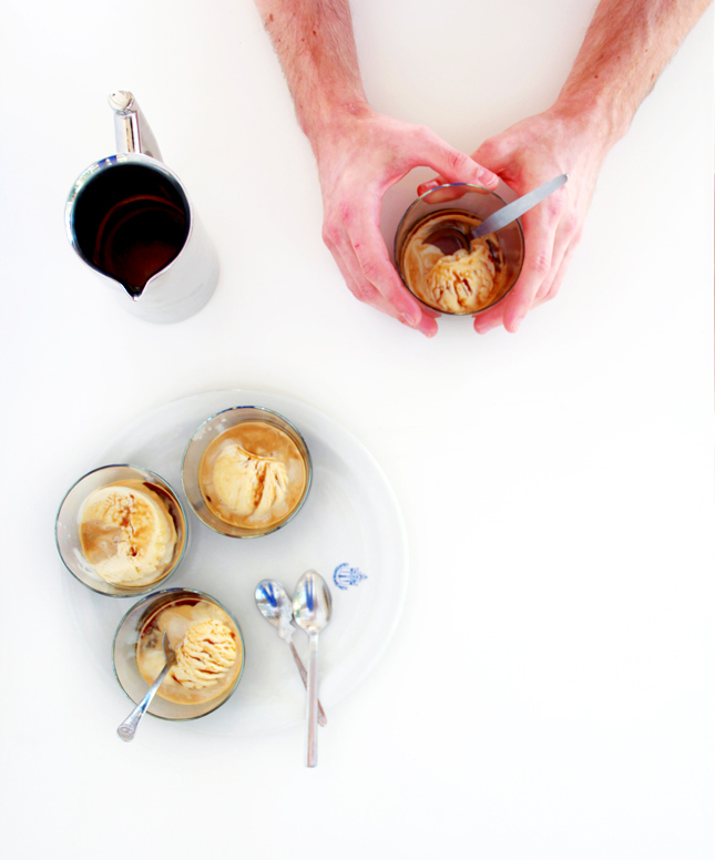 One for the coffee lovers - Homemade classic Italian Affogato | www.highwallsblog.gr.com