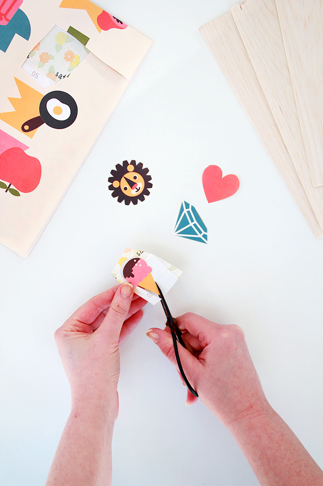 Make any picture into a brooch! | High Walls