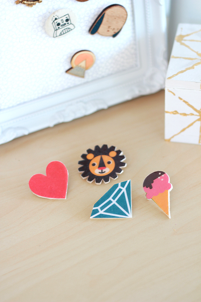 Make any picture into a brooch! | High Walls