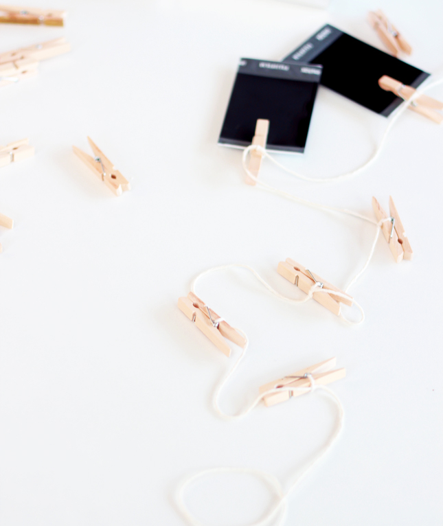 5 Minute DIY | Interchangeable photo garland (via www.highwallsblog.gr.com)