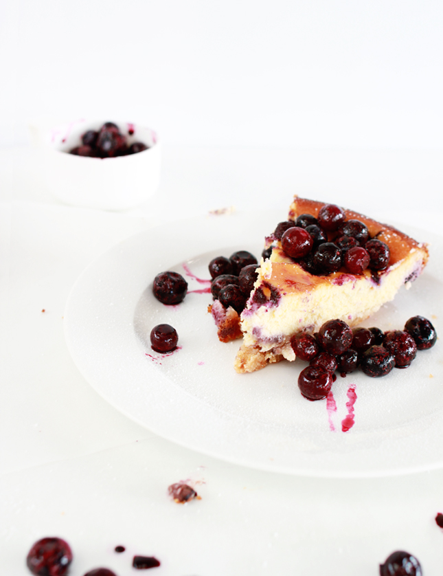 Blueberry & Lemon Baked Cheesecake | www.highwallsblog.gr.com